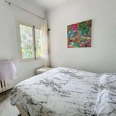 Alexandra - One Bedroom, Palais 25 Min Walk Cannes