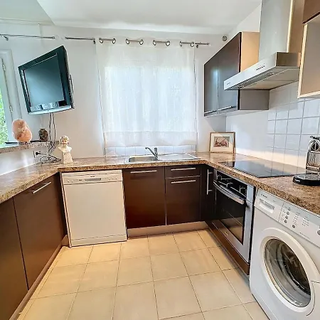 Alexandra - One Bedroom, Palais 25 Min Walk Appartement